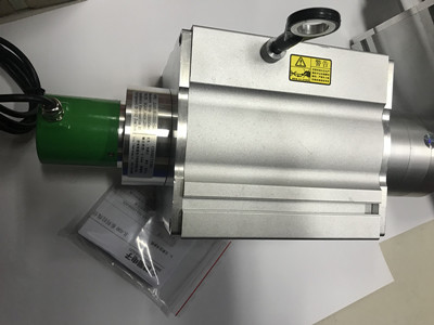 JLλ�Ƃ��������\�ӷ�ʽ�ɷ��Ď׷N�� 